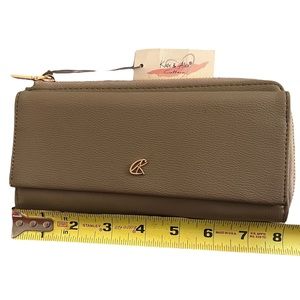 NWT Kate & Alex Cuffaro wristlet | Grey